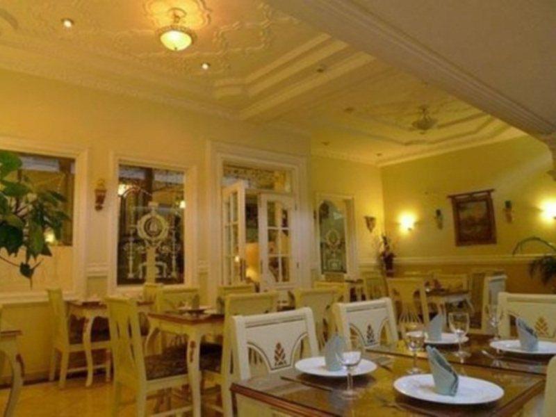 Hotel Eugenia 3*