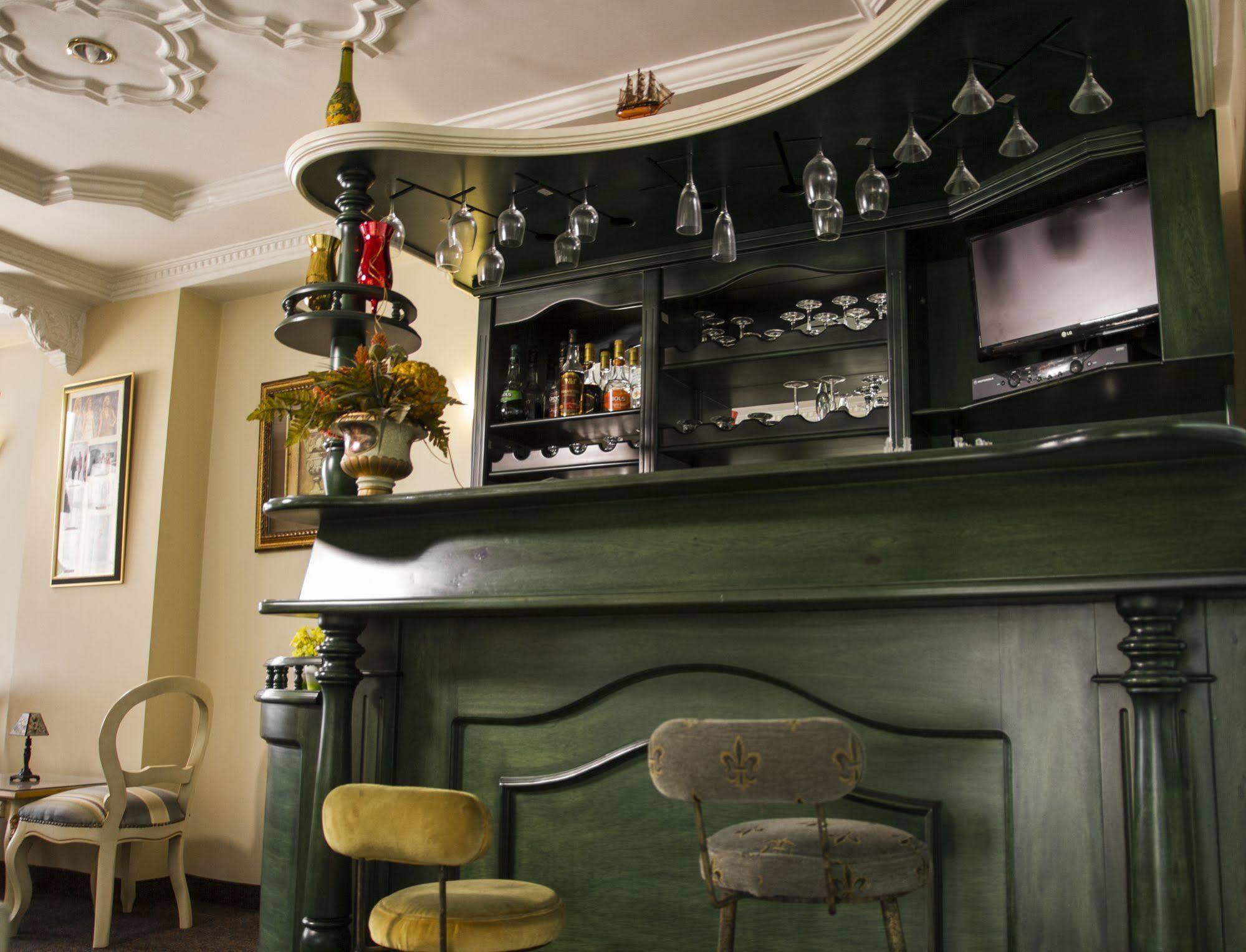 Eugenia Hotel 3*